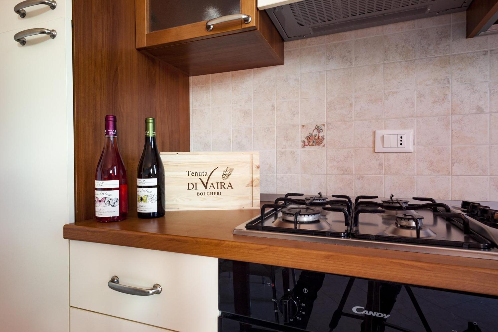 La Fonte Degli Angeli Apartments Suvereto Habitación foto
